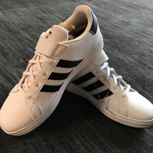 Adidas White Tennis Shoes with Black Stripes - Size 5.5